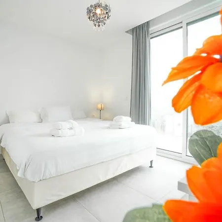 Casa Banderas, 2 Bedroom * La Cala De Mijas